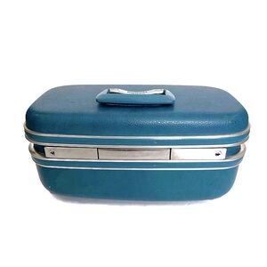 Vintage DIPLOMAT Blue + Silver Luggage Train Case
